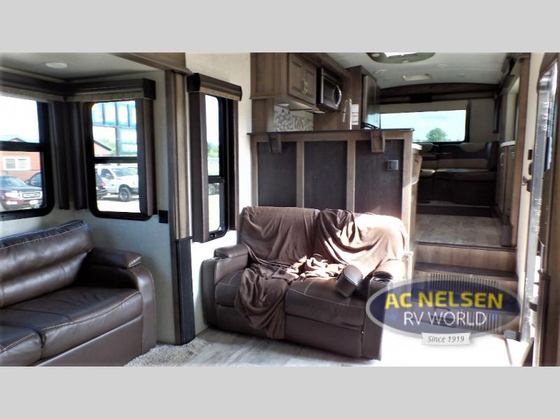 Used 2018 Keystone Montana 3820fk For Sale In Shakopee Mn 68137 At