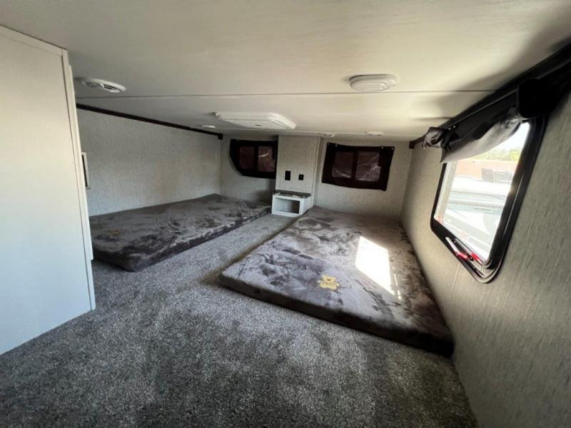 New 2024 Crossroads Rv Hampton 388fkl For Sale In Laughlin Nv 89029 At